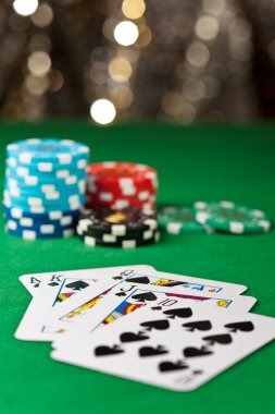 link wdbos platform interface showing football, live-dealer, and slot game sections